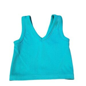 Old Navy exhale seamless v-neck ribbed tank top size medium